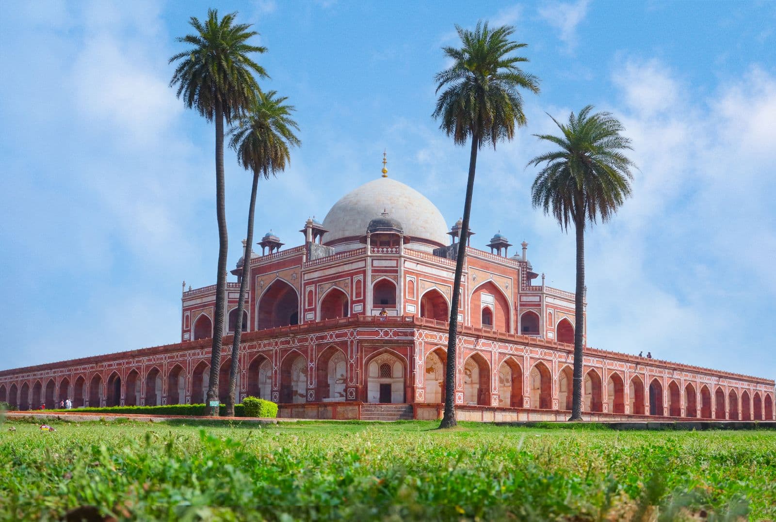 Delhi Getaway